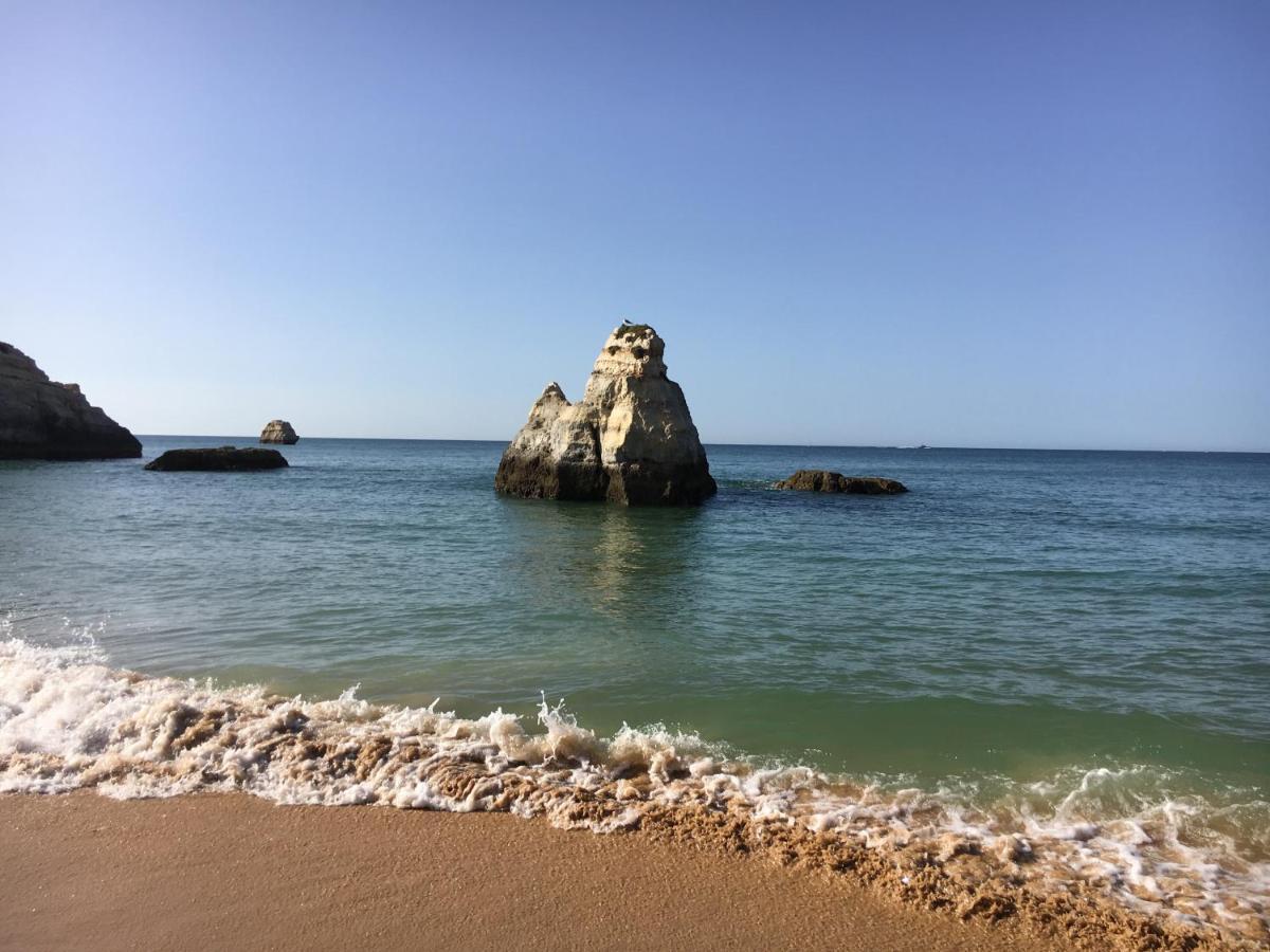Apartamento T1 Com Piscina E Vista Mar - Praia Da Rocha Portimao Exterior photo