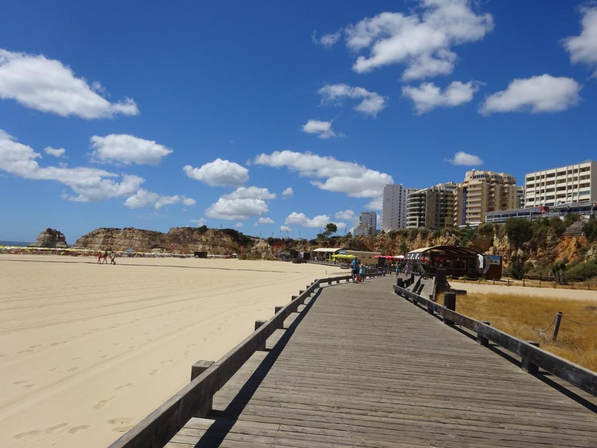 Apartamento T1 Com Piscina E Vista Mar - Praia Da Rocha Portimao Exterior photo